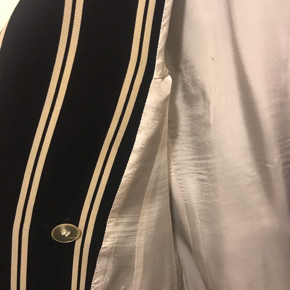 Laurel Double Breasted Blazer - Picture 4 of 8